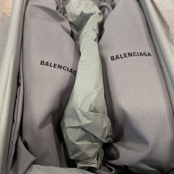 Mens Balenciaga Faux Shearling Slip On Mules Beige - Picture 8 of 9